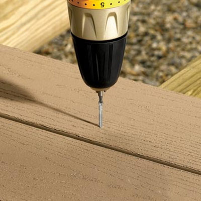 Installing composite decking with TOPLoc screws