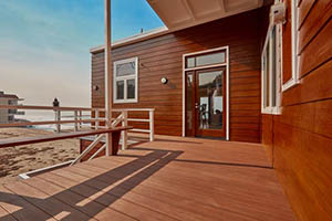 TimberTech AZEK Vintage Collection in Mahogany Beach Bungalow Deck